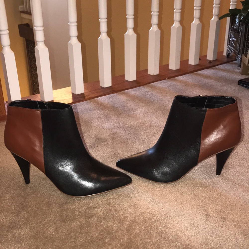 Dolce vita Real Leather Bi Color booties NWT